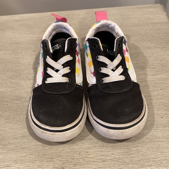 Toddler vans - Picture 2 of 3